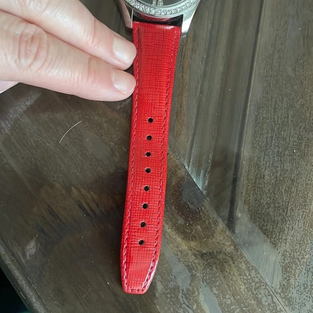 Watch - Picture 7 of 8